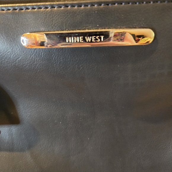 NWOT Nine West Black Leather Shoulder Bag - Picture 6 of 16